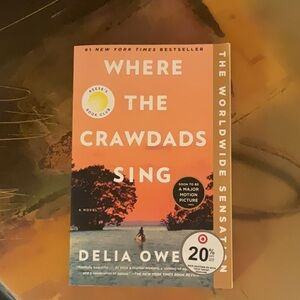 Where the Crawdads Sing Book, Delia Owens, Paperback, 391 pages